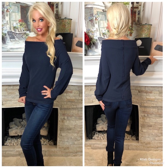 Tops - ❤️LAST 1! Navy Off Shoulder Top!